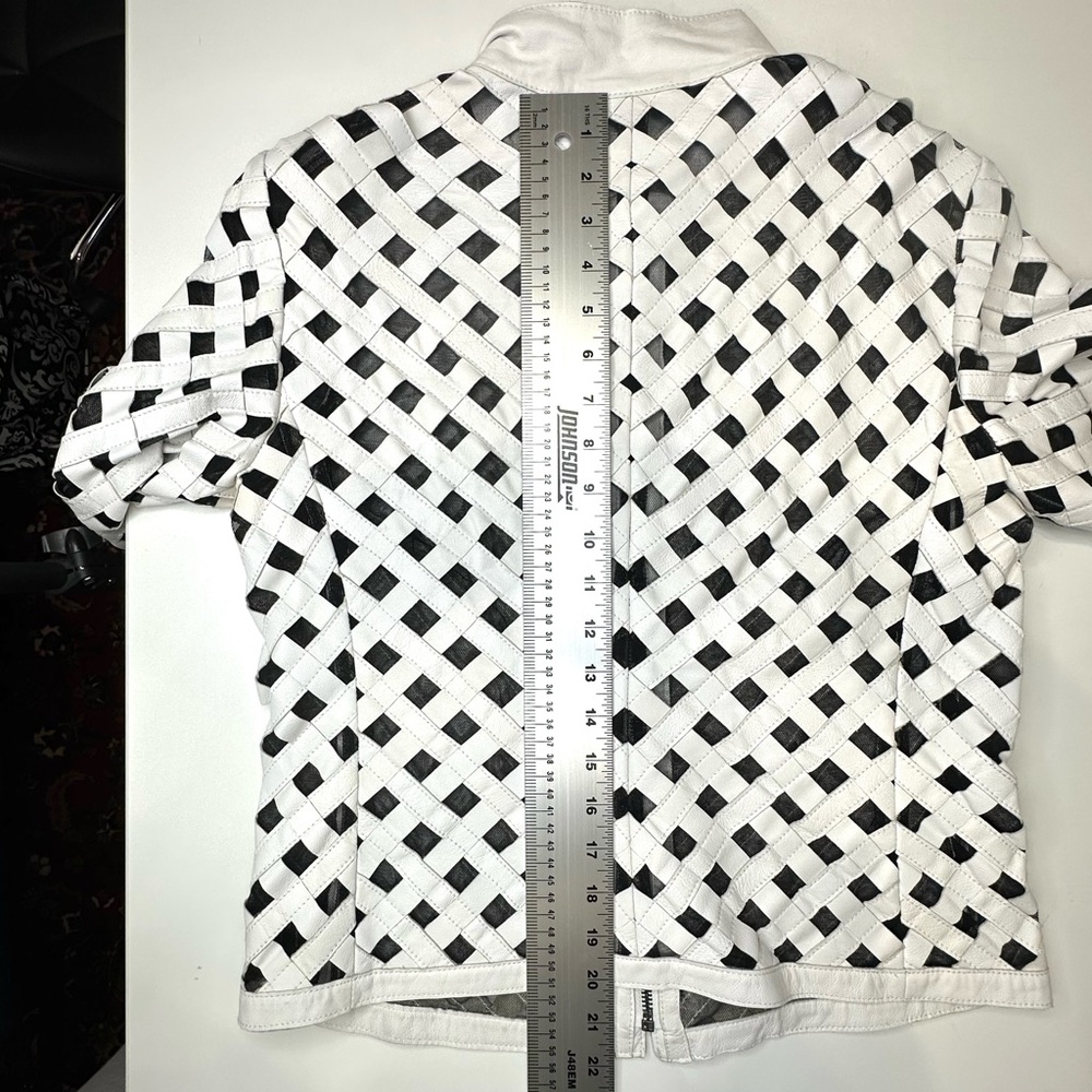 Carlisle Collection White Leather black lined Lattice Women's jacket. SZ 4. EUC - Picture 10 of 12